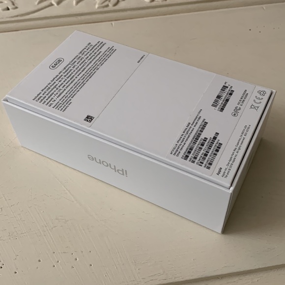 iPhone XR box (Box only!) - Picture 2 of 2